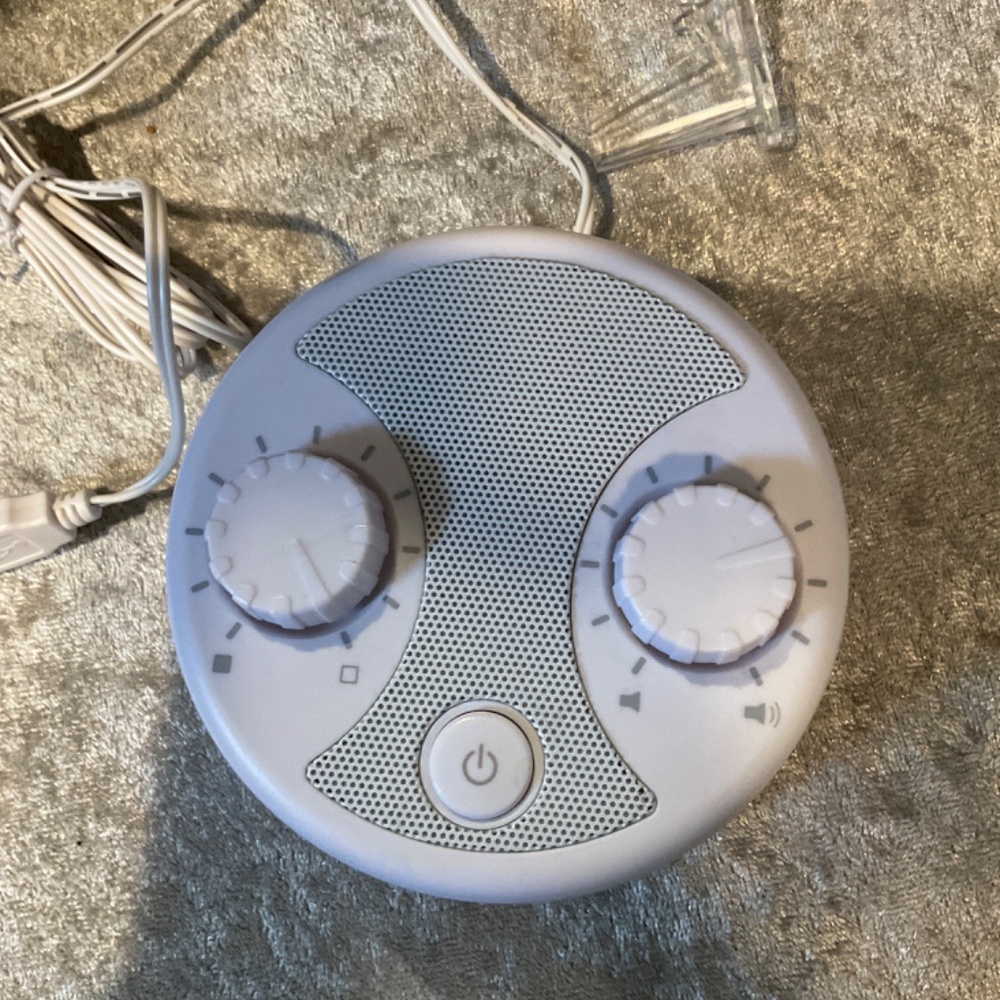 Adaptive Sound Technologies 'LectroSound Sleep Machine - Picture 2 of 3